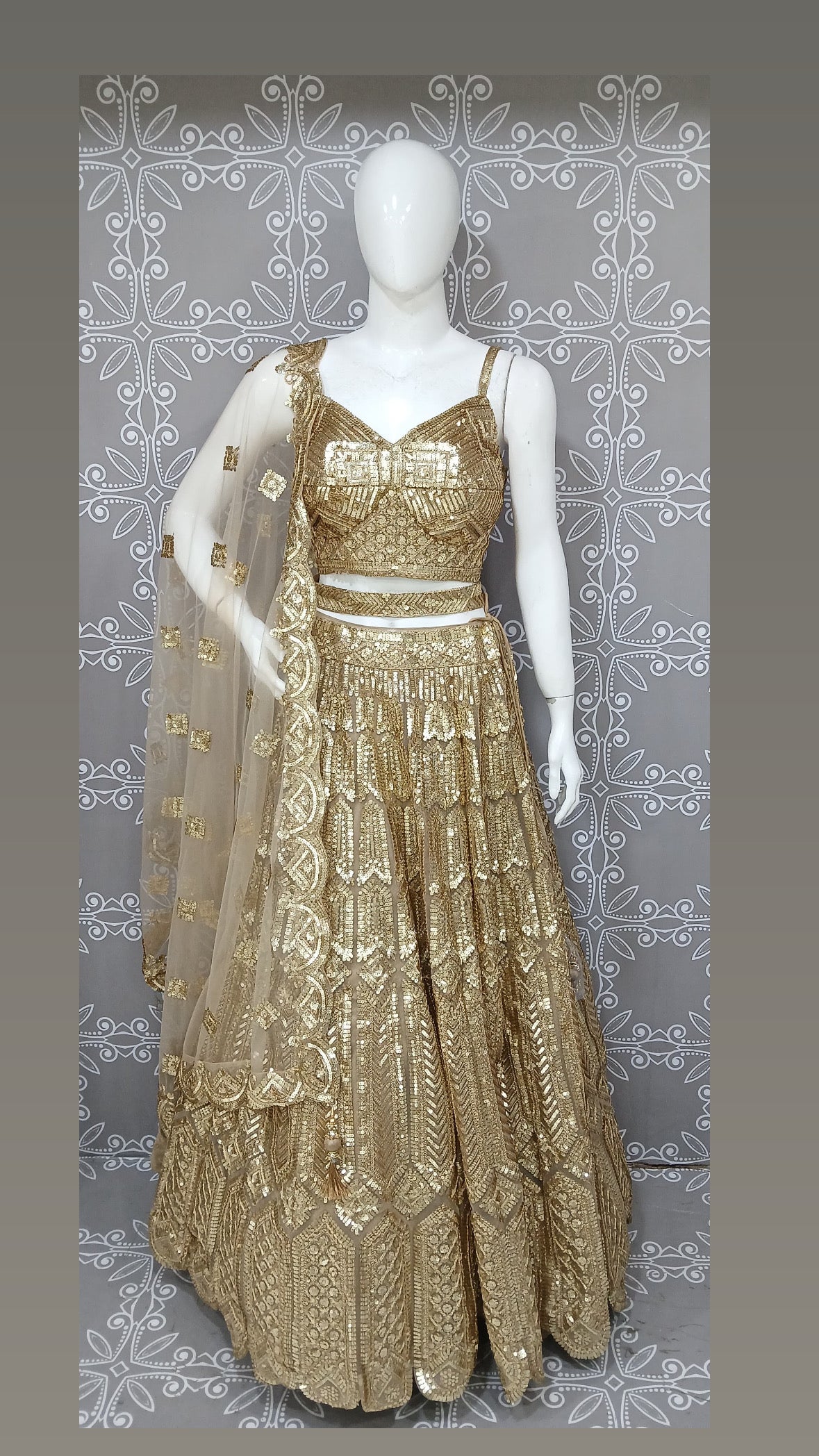 Gold Lehnga
