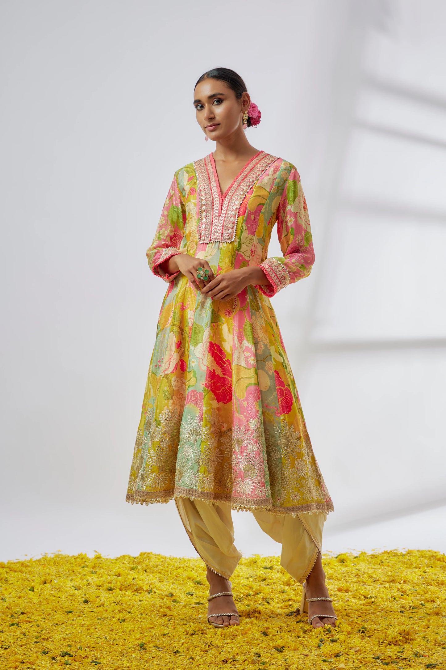 Gopi Vaid Nasreen Dhoti Set