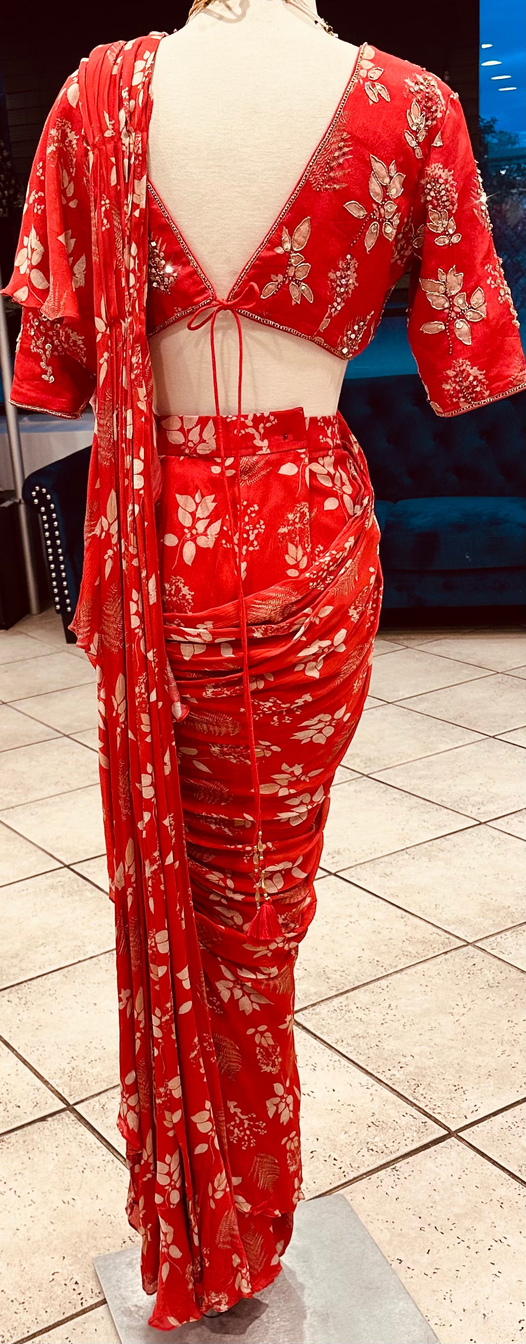 Red Floral Pre-Stitched Saree